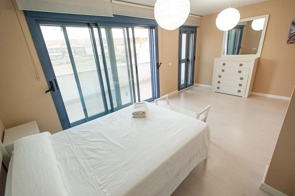 Отель Livingtarifa - Techos Azules Экстерьер фото